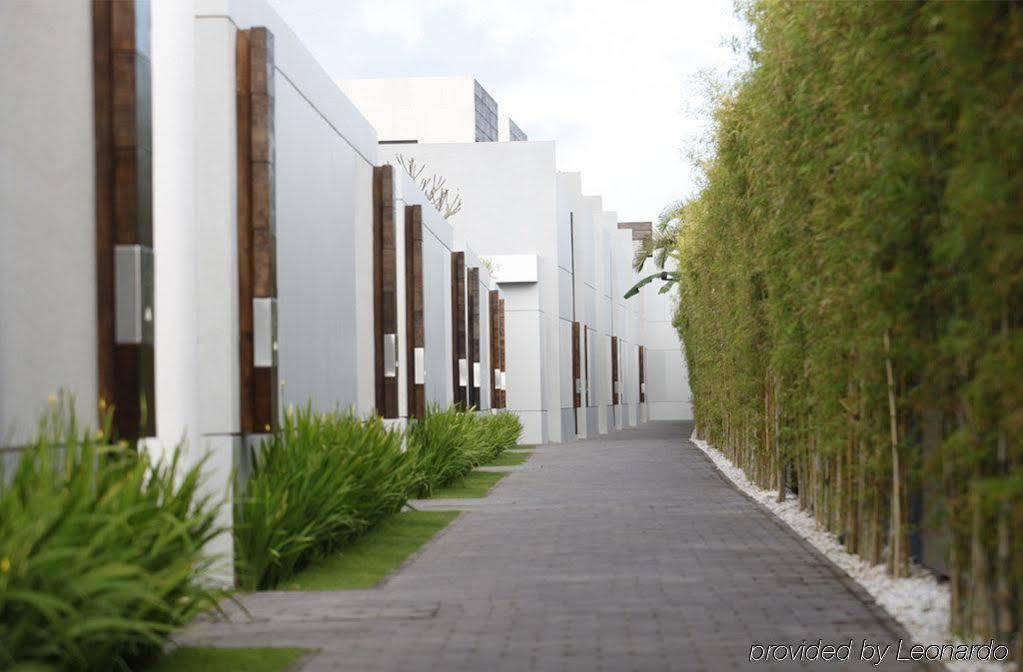 Villa Equilibria Seminyak Esterno foto