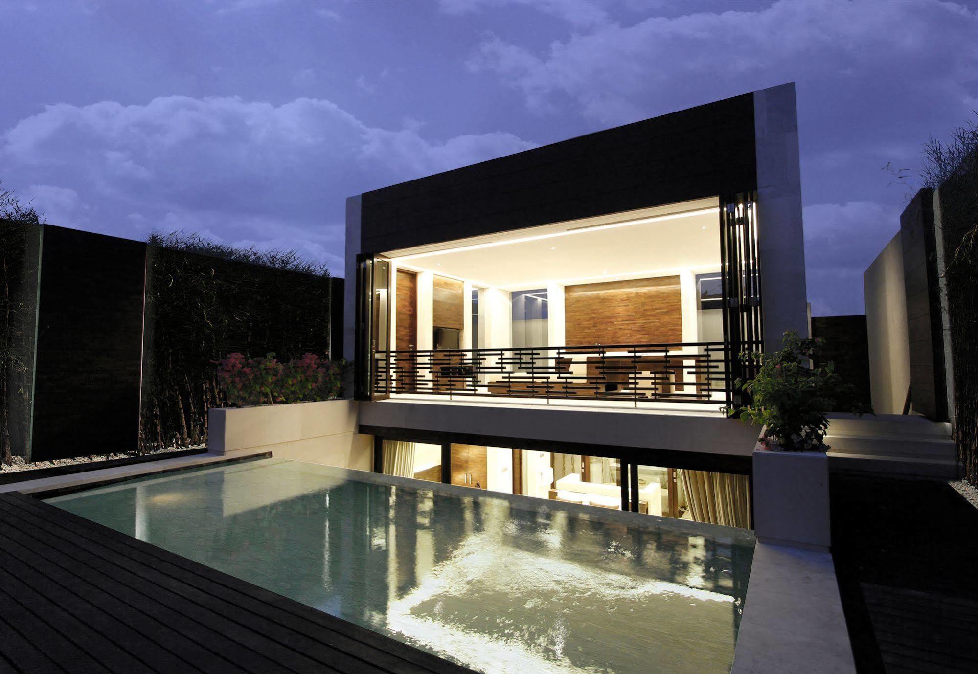 Villa Equilibria Seminyak Esterno foto